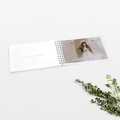 Mini-Fotobuch von fotoCharly - bis zu 40 Seiten mit Spiralbindung